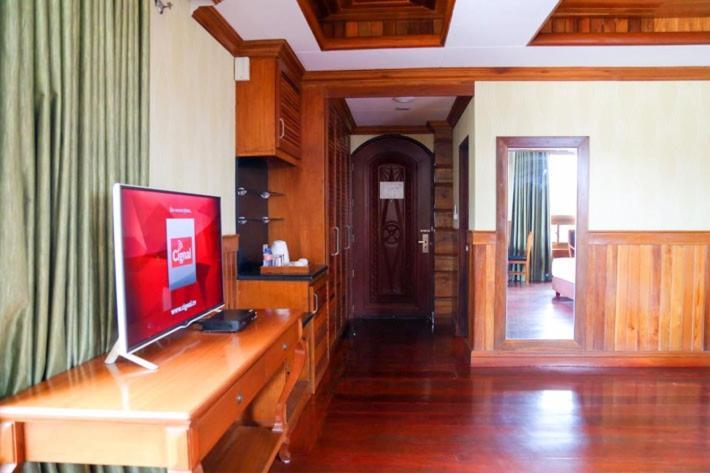 Alta D' Tagaytay Hotel Tagaytay City Екстер'єр фото