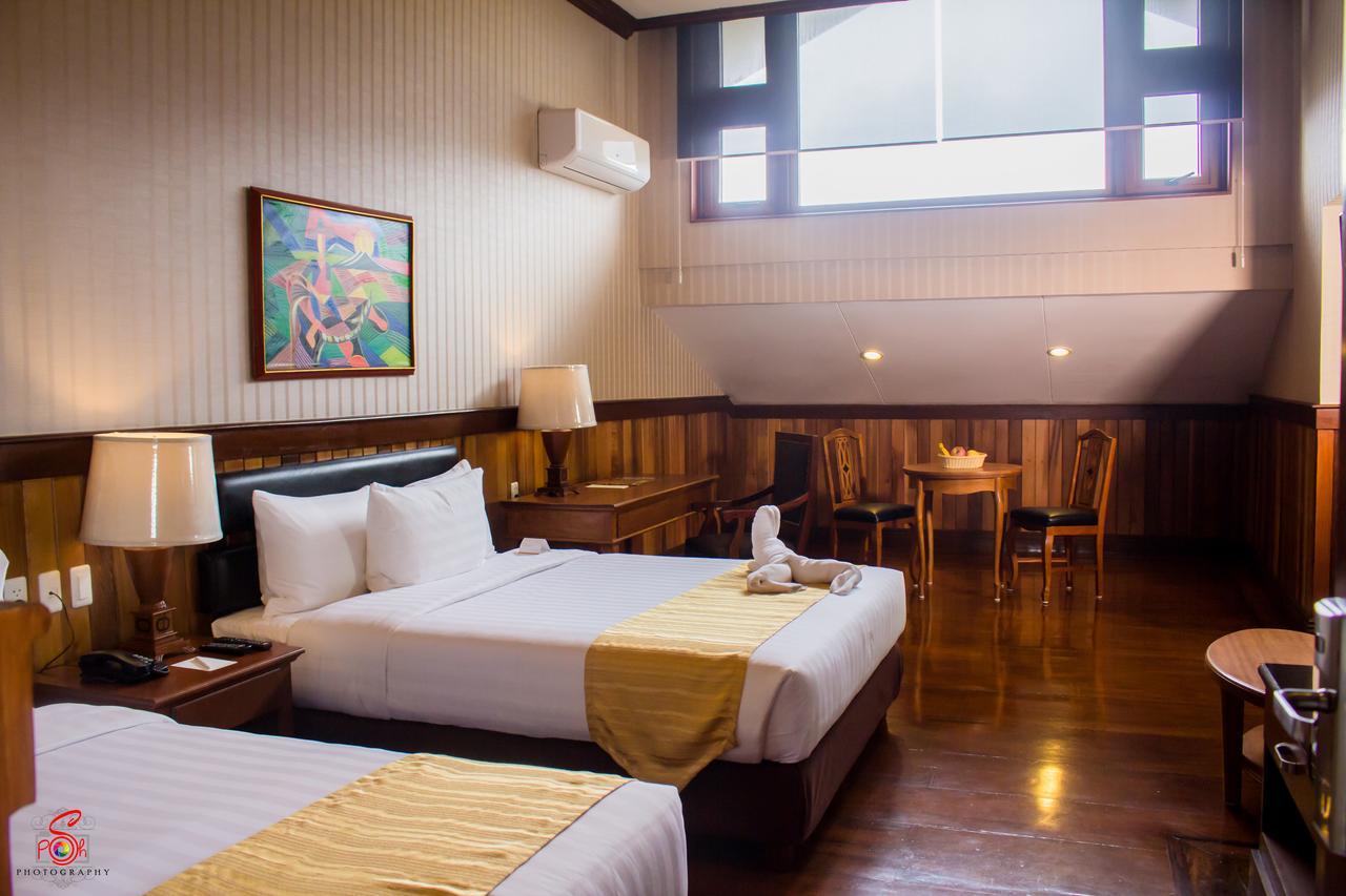 Alta D' Tagaytay Hotel Tagaytay City Екстер'єр фото