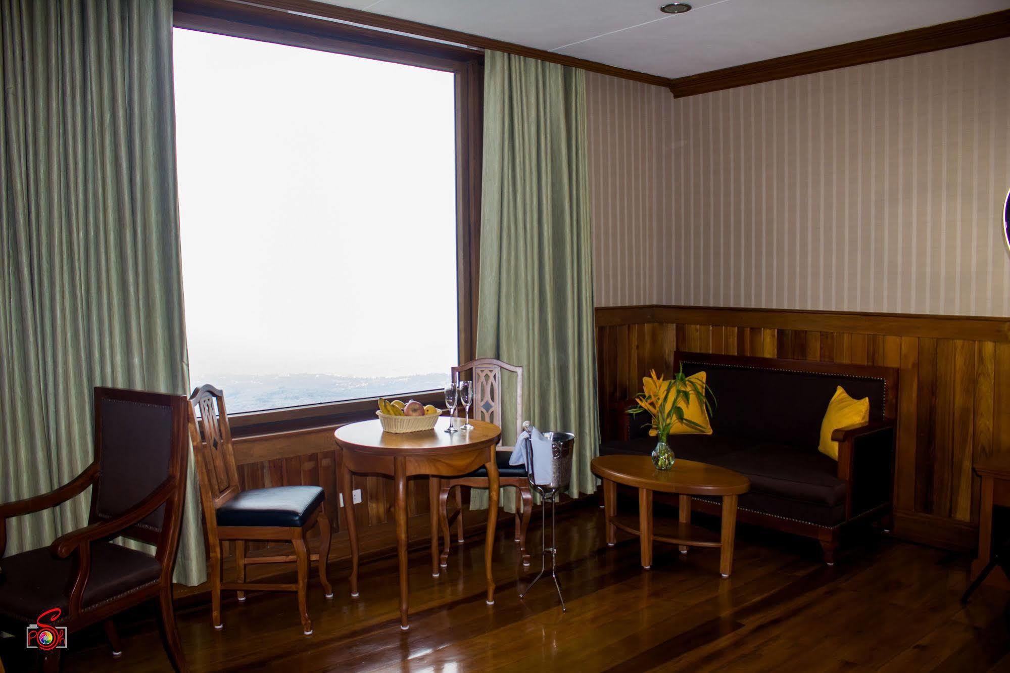 Alta D' Tagaytay Hotel Tagaytay City Екстер'єр фото