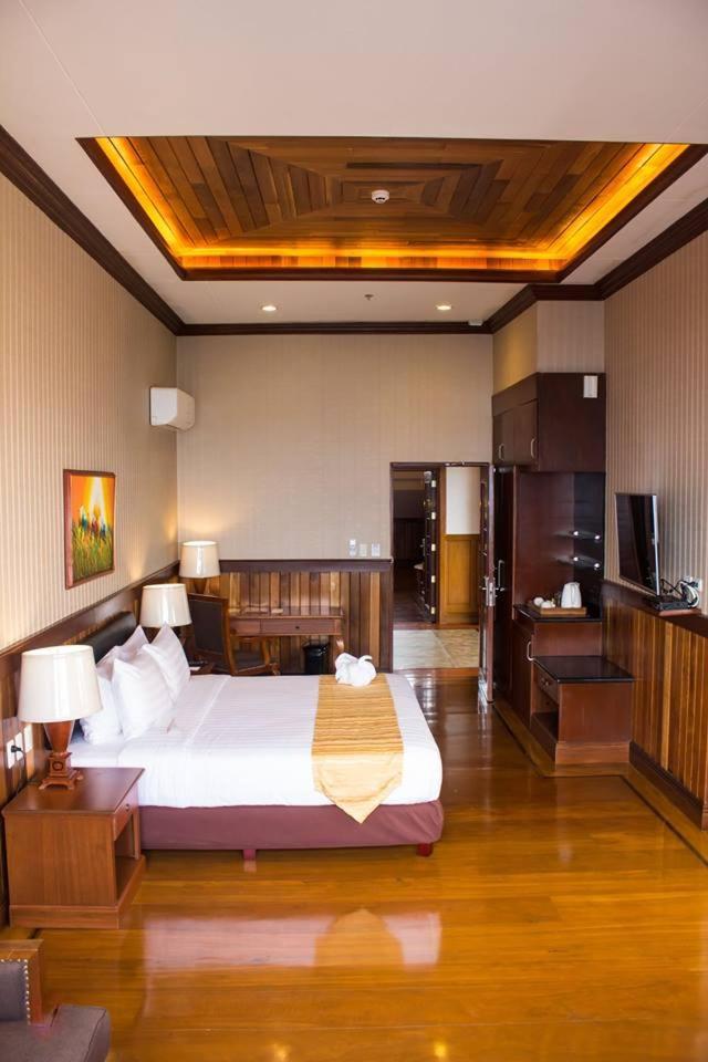 Alta D' Tagaytay Hotel Tagaytay City Екстер'єр фото